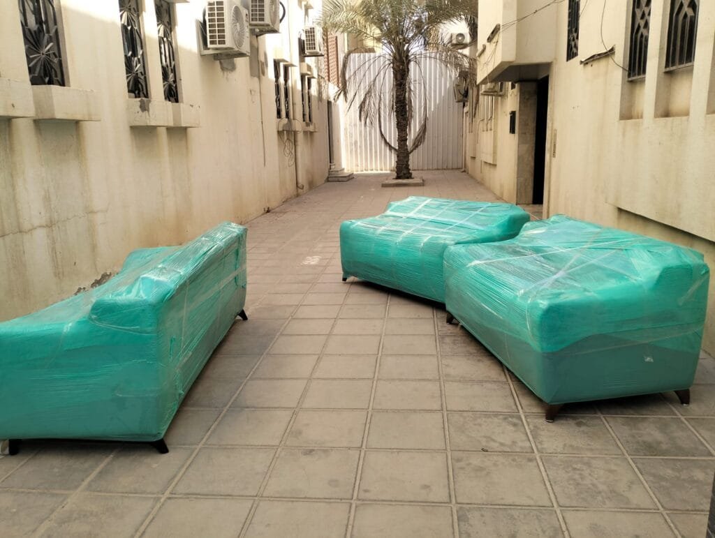 شركة نقل عفش أثاث بالرياض